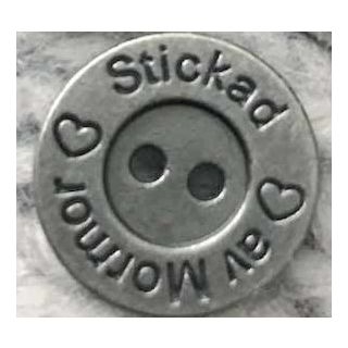 Knapp Metall Stickat av Mormor